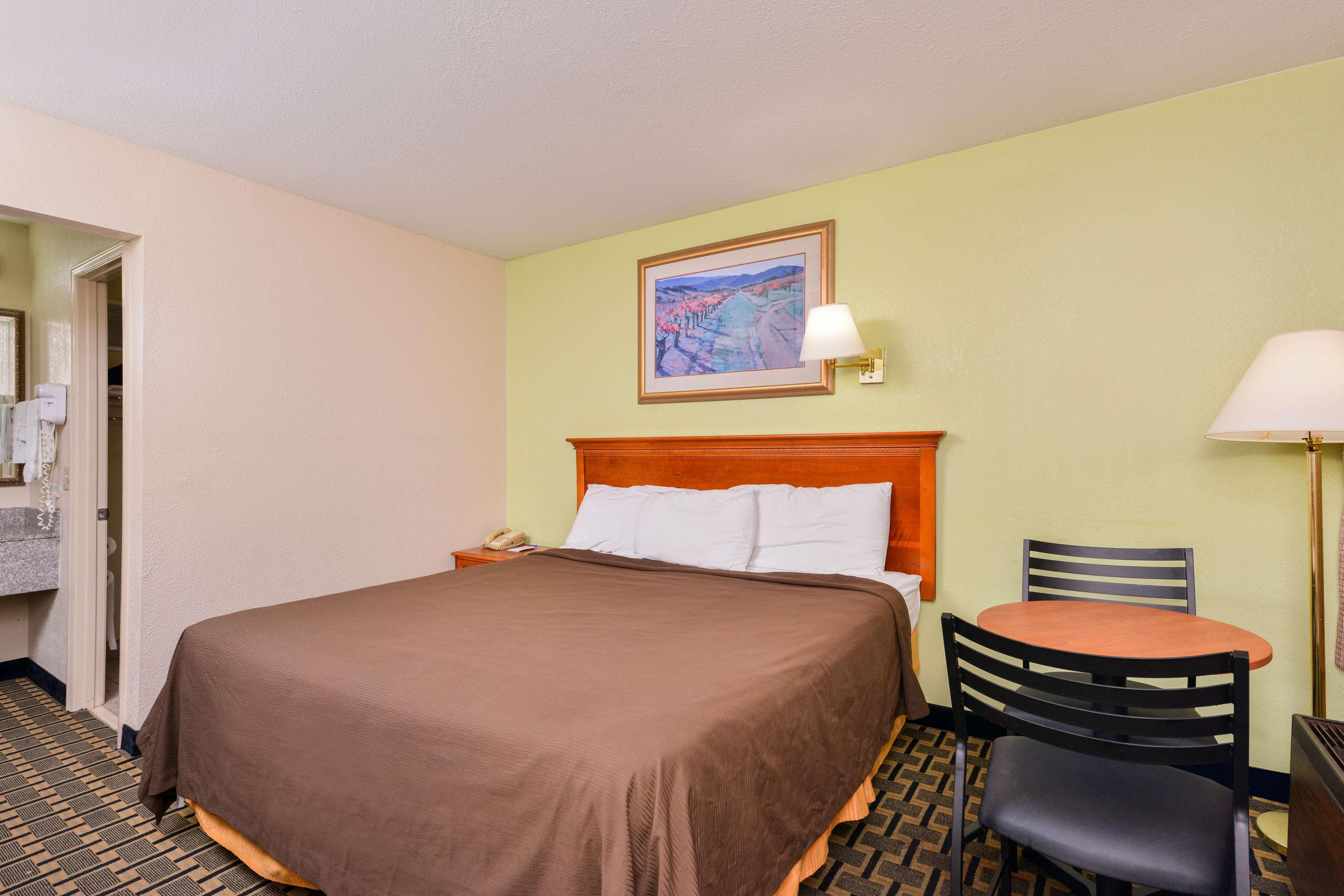 Americas Best Value Inn-Nashville/Airport South Dış mekan fotoğraf